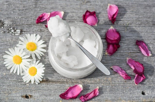 Why we love coconut oil