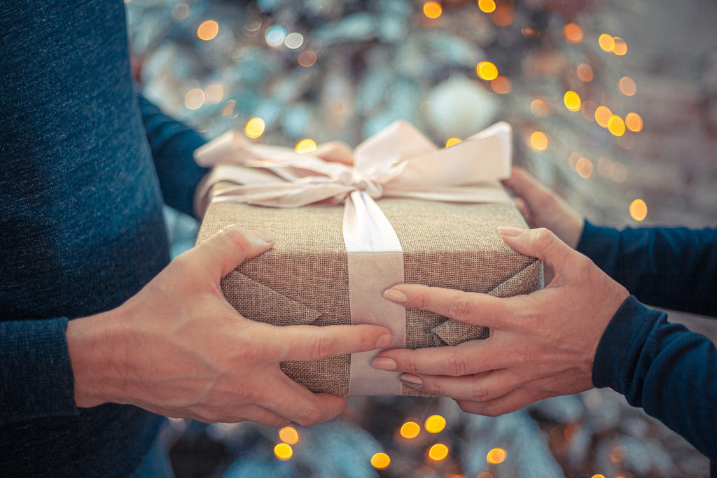 Our Guide to Gift Giving